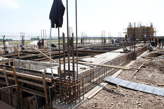 烏蘭浩特機場航站區(qū)擴建工程附屬工程正式開工，配套建設(shè)全面鋪開